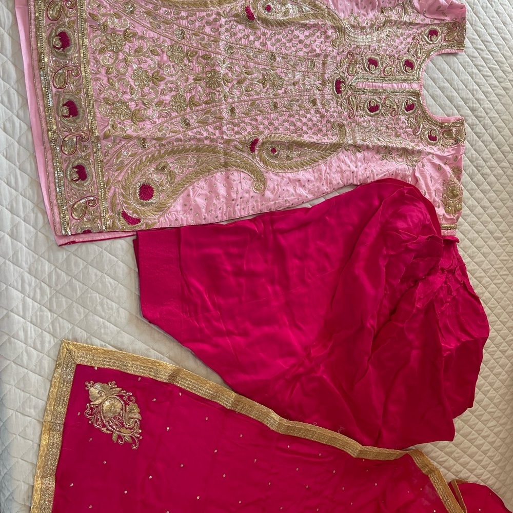 Pure silk suit with handmade work